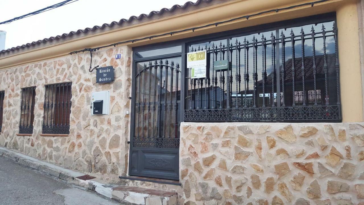 Gasthaus Rincon De Sandra Monteagudo De Las Salinas Exterior foto